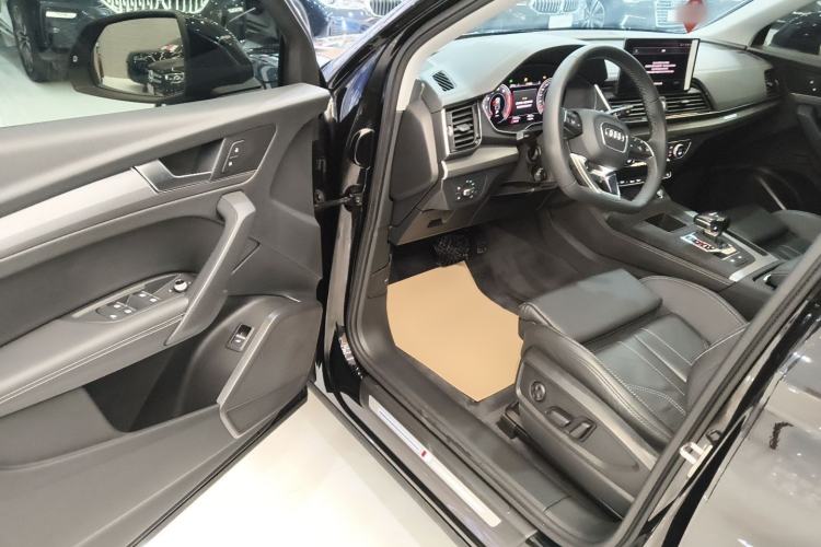 Used Audi Q5L 2022 40T Fashionable and Dynamic Model