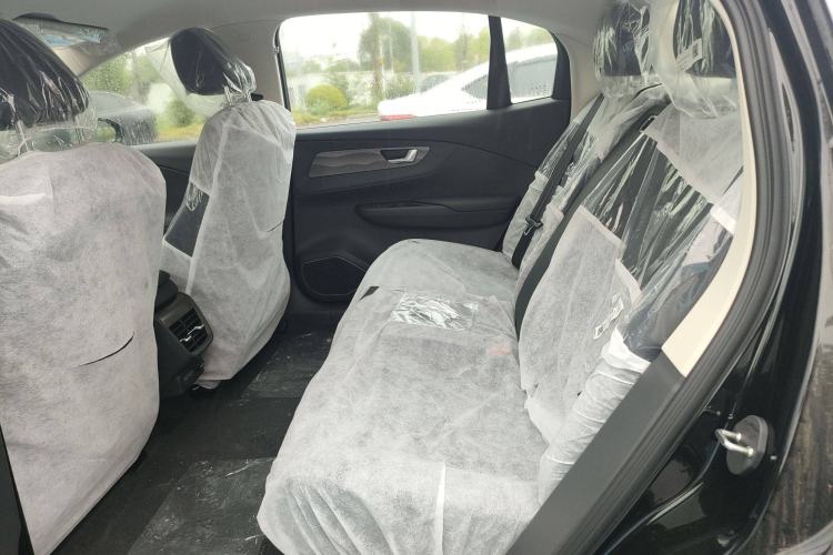 Used Hongqi E-QM5 2024 450km Range Commuter Version
