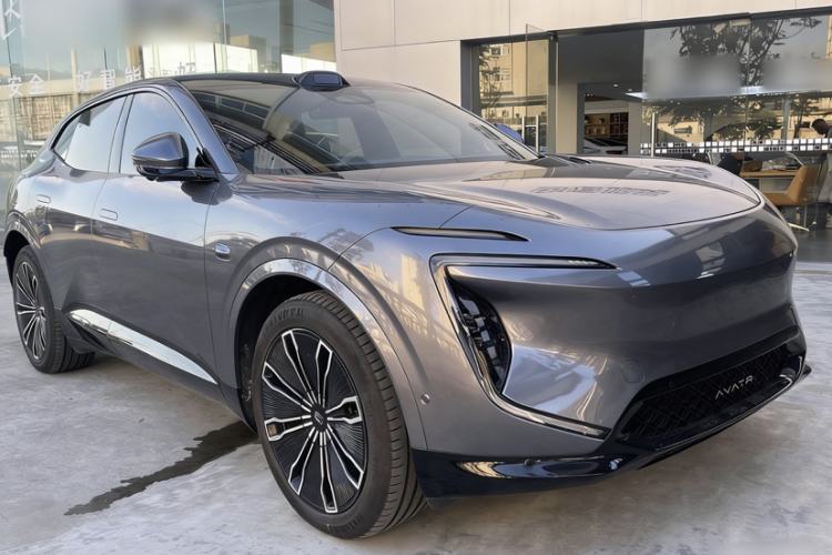 Used  07 2024 Max Extended-Range Edition