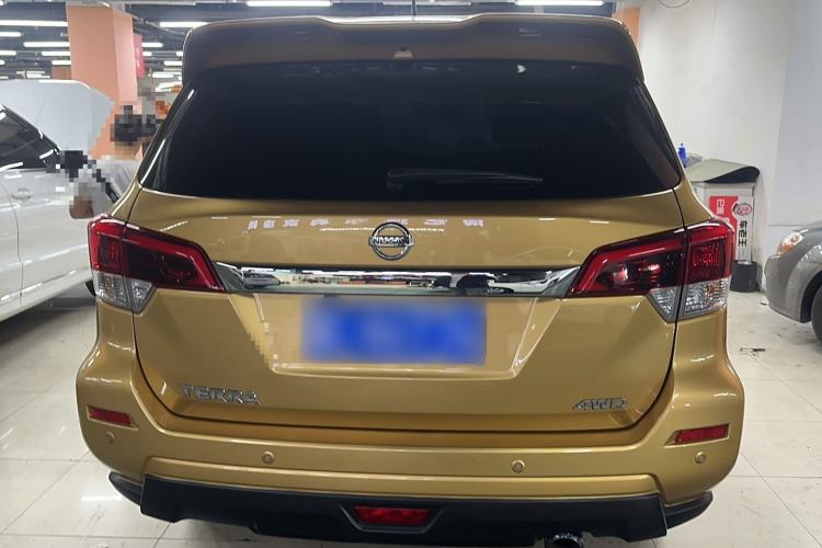 Used Nissan Terra 2018 2.5L Automatic 4x4 Luxury Edition
