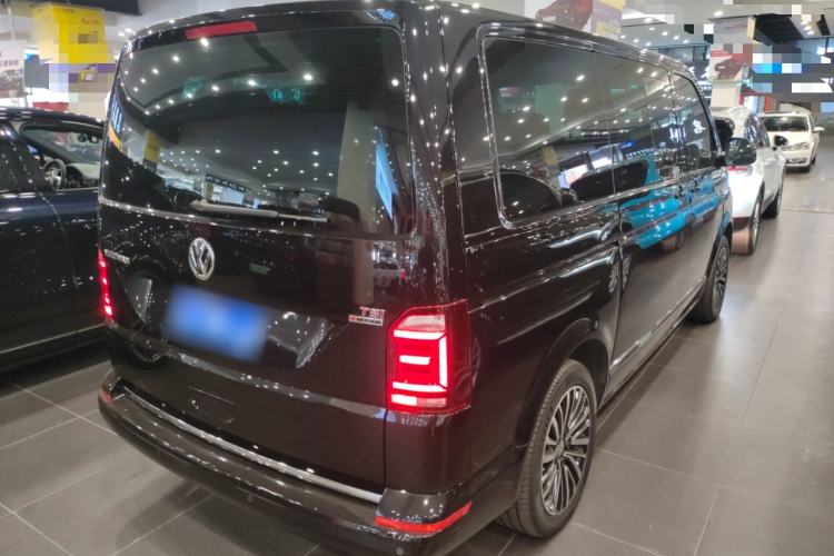 Used Volkswagen Multivan 2018 2.0 TSI 4x4 Prestige Edition 7-Seater
