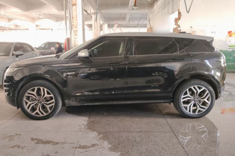 Used Land Rover Range Rover Evoque 2021 Range Rover Velar 249 PS R-Dynamic S Performance Edition
