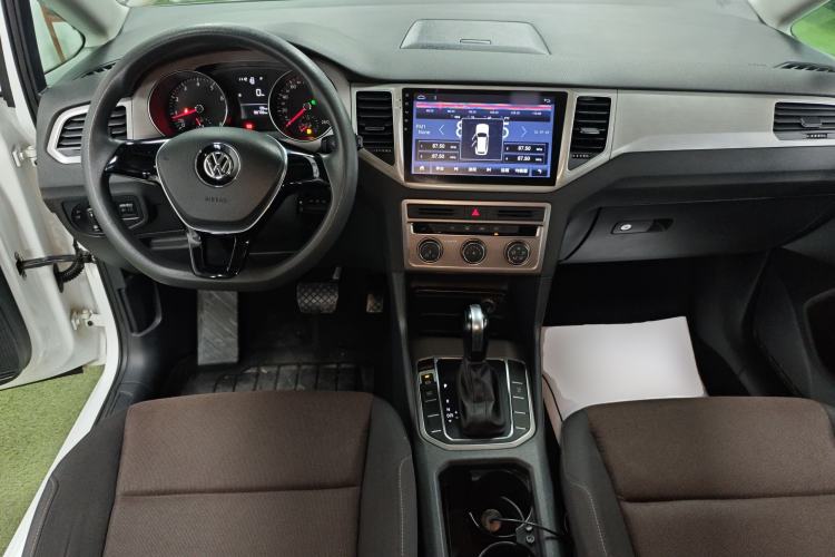 Used Volkswagen Golf Sportsvan 2016 1.6L Automatic Comfort Model
