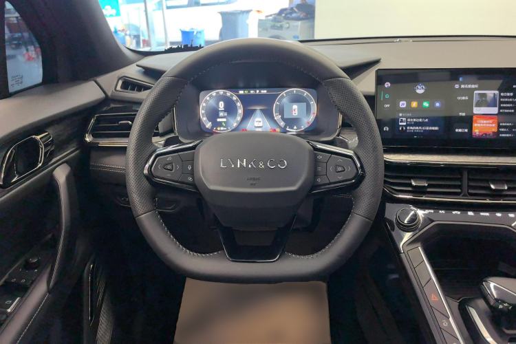 Used Lynk & Co 06 2023 Remix 1.5T JinPro

