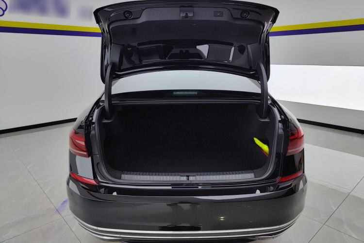 Used Volkswagen Passat 2023 Restyled 330TSI Starry Luxury Edition
