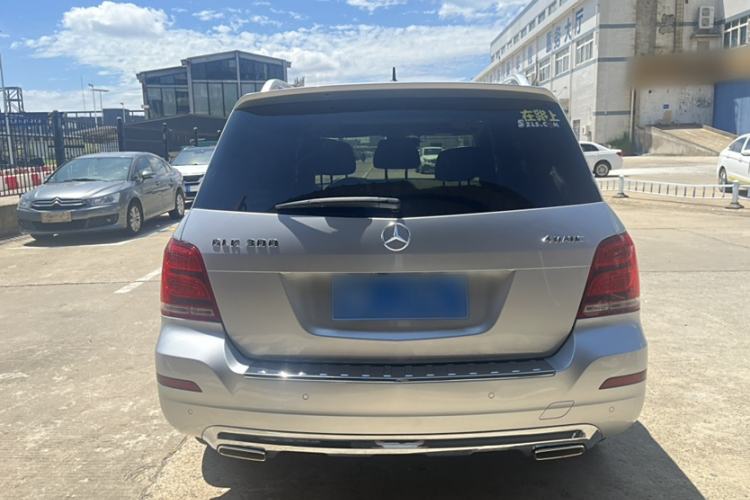 Used Mercedes-Benz GLK-Class 2013 GLK 300 4MATIC Dynamic Sunroof Model