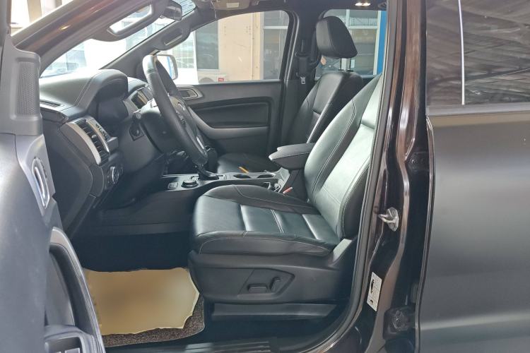 Used Ford Everest 2017 2.0T Gasoline Automatic 4x4 Luxury Edition 5 Seats
