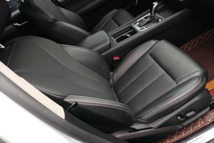 Used BYD Tang 2019 2.0T Automatic SmartConnect Prestige 7-Seater China VI Standard
