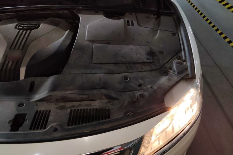 Used Geely Auto Emgrand GT 2015 1.8T Luxury Model
