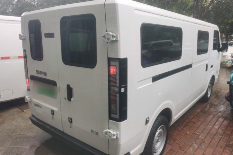 Used SRM New Energy E3L 2024 Standard 6-Seater Bus