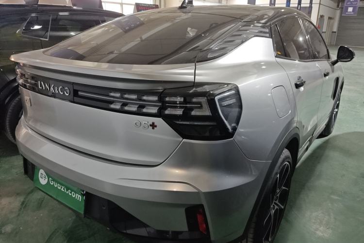 Used Lynk & Co 05 2020 2.0TD Two-Wheel Drive Shine Halo
