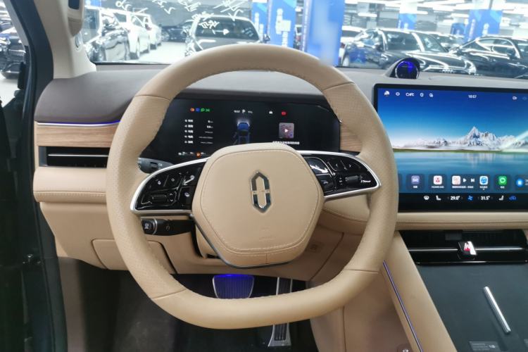 Used Hima AITO M7 2024 1.5T Intelligent Drive 4WD Ultra Version 5 Seats
