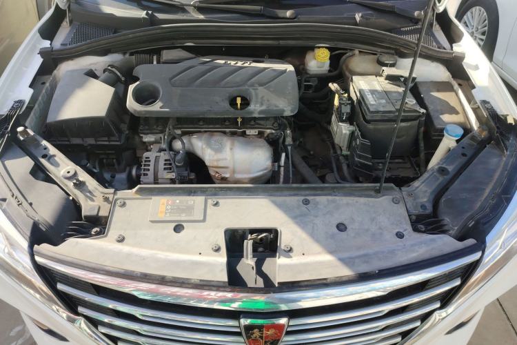 Used Roewe i5 2019 1.5L Automatic 4G Connected Langhao Edition
