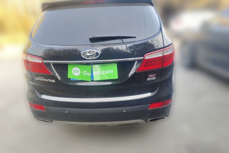 Used Hyundai Grand SantaFe 2013 3.0L 7-Seater 4x4 Flagship Edition
