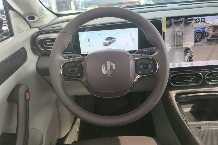 Used Leapmotor C11 2024 Range-Extended 300 Luxury Edition
