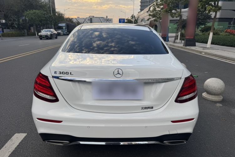 Used Mercedes-Benz E-Class 2020 E 300 L Sporty and Stylish Model
