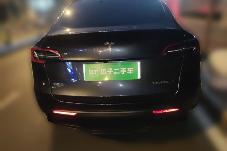 Used Tesla Model Y 2024 Long-Range All-Wheel-Drive Version