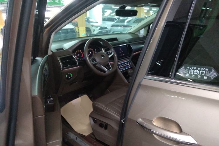 Used Volkswagen Viloran 2020 330TSI Luxury Edition