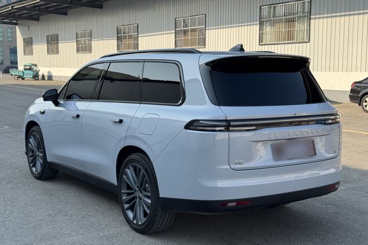 Used Leapmotor C16 2026 Extended-Range 280 LiDAR Zhizun Edition 6 Seats