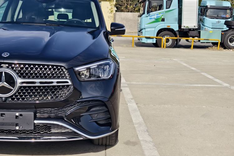 Used Mercedes-Benz GLE 2024 Refreshed GLE 350 4MATIC Stylish Edition