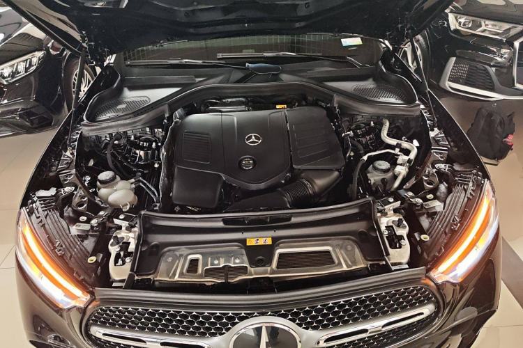 Used Mercedes-Benz GLC 2023 Refreshed GLC 300 L 4MATIC Dynamic Edition 5 Seats
