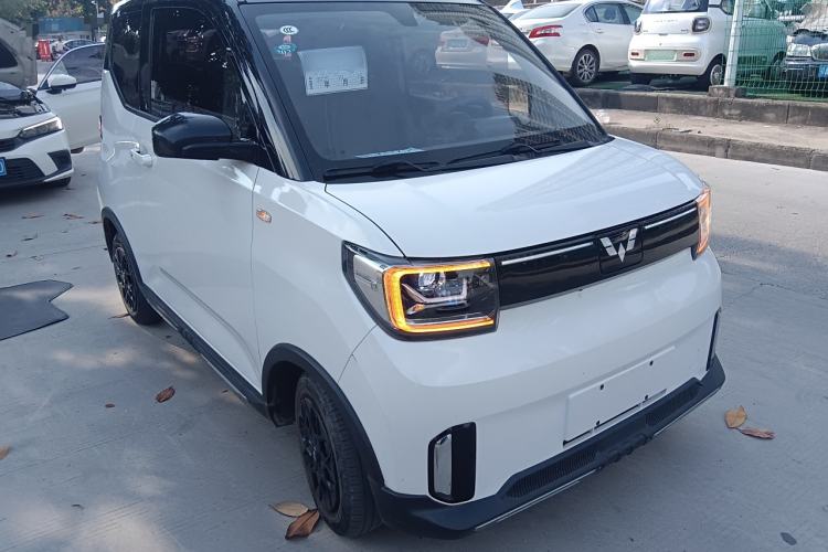 Used Wuling Hongguang MINIEV 2022 GAMEBOY 200km Gaming Edition with Lithium Iron Phosphate

