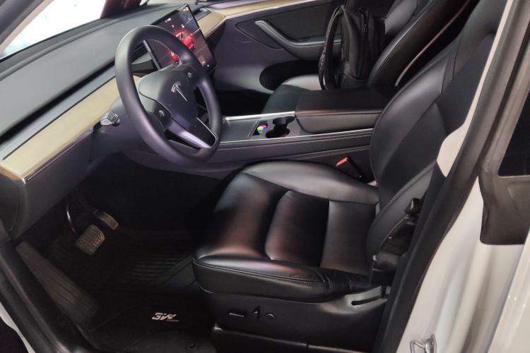 Used Tesla Model Y 2022 Rear-Wheel-Drive Version