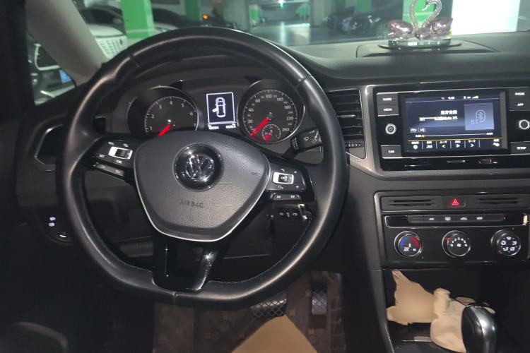 Used Volkswagen Golf Sportsvan 2016 230TSI Automatic Trend Edition