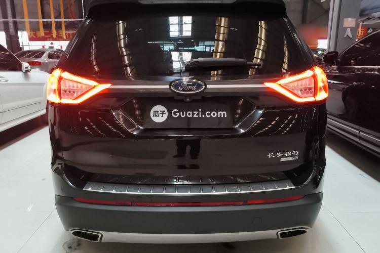 Used Ford Edge 2015 2.0T GTDi Four-Wheel Drive Prestige Model
