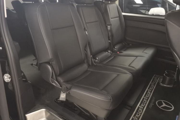 Used Mercedes-Benz Vito 2023 2.0T Elite Version 7 Seats
