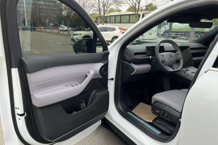 Used Nio EC6 2023 75 kWh