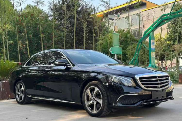 Used Mercedes-Benz E-Class 2018 Facelift E 200 L Sport 4MATIC
