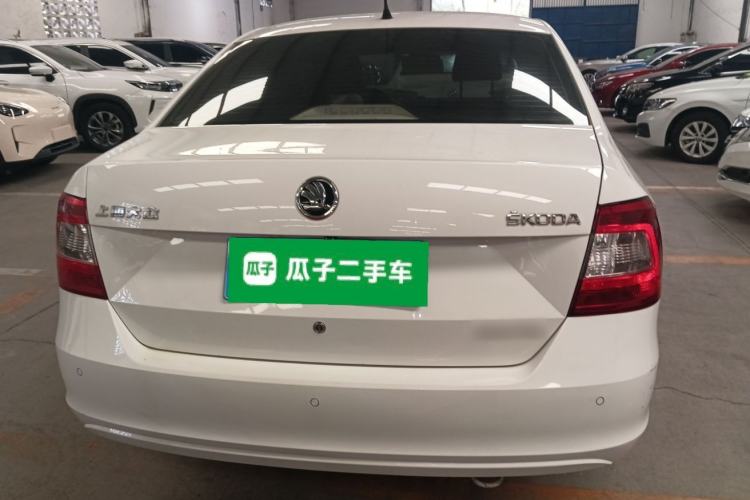 Used Skoda Rapid 2015 1.6L Automatic Smart Selection Model