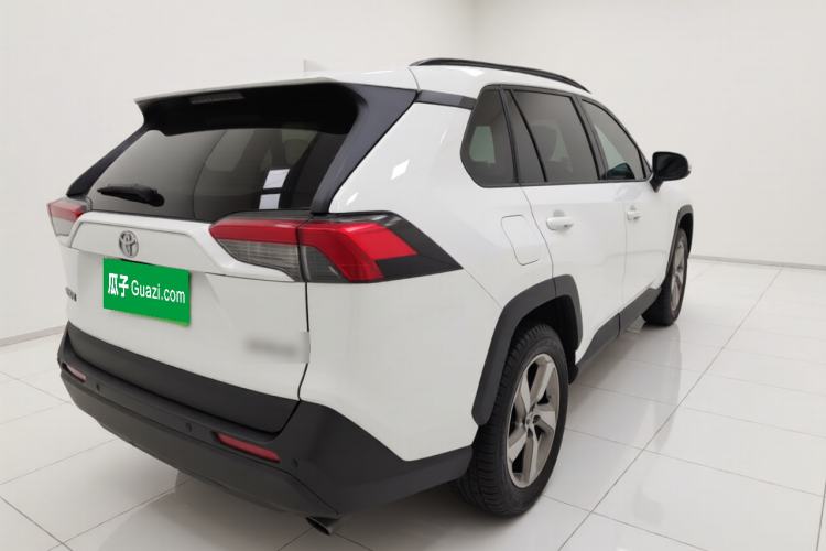 Used Toyota RAV4 2020 2.0L CVT Two-Wheel Drive Fashion PLUS Edition