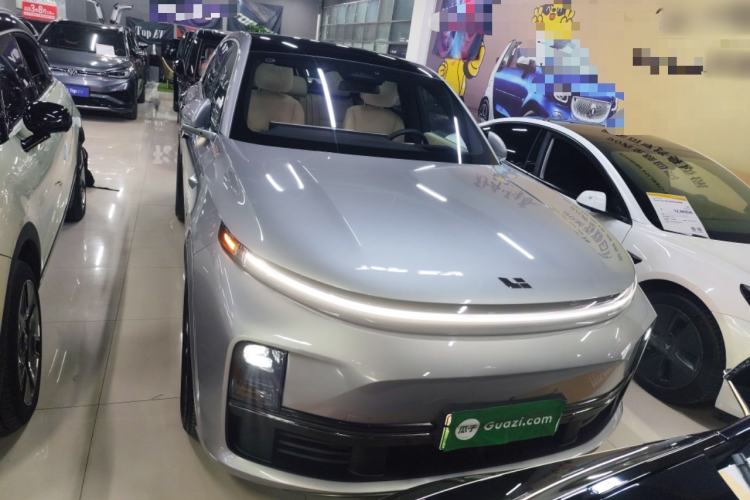 Used Li Auto L7 2023 Air model
