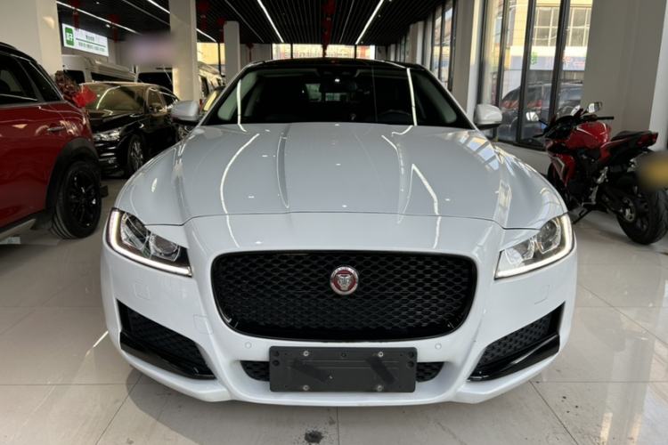 Used Jaguar XFL 2020 XFL 2.0T P200 Two-Wheel-Drive Rally Flag Edition
