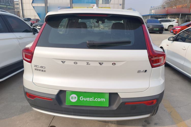 Used Volvo XC40 2024 B4 4x4 Smart Luxury Edition