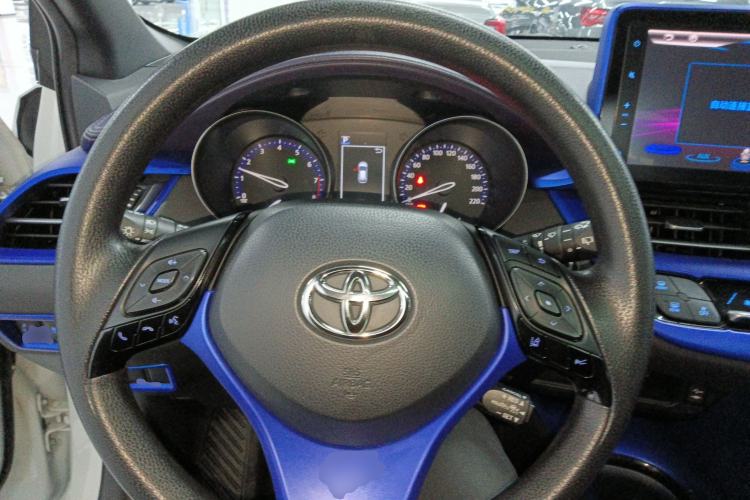 Used Toyota C-HR 2020 2.0L Leading Edition
