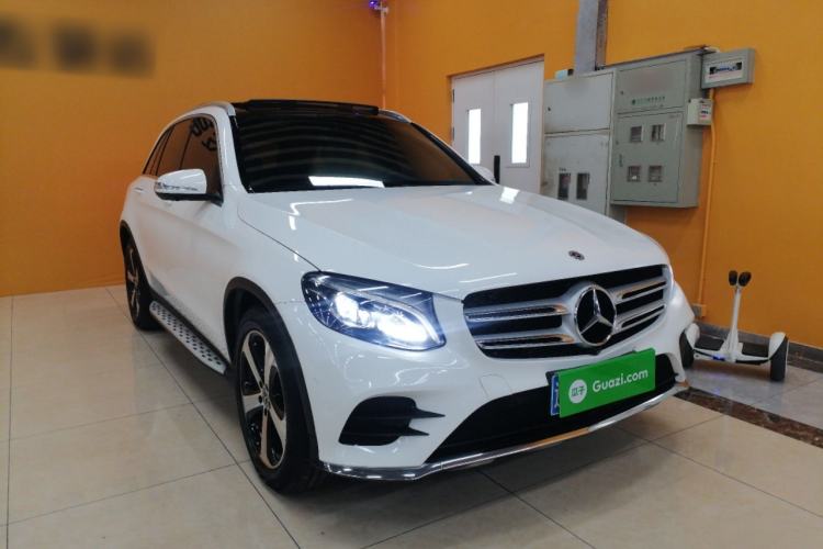 Used Mercedes-Benz GLC 2018 Facelift GLC 260 4MATIC Luxury Edition
