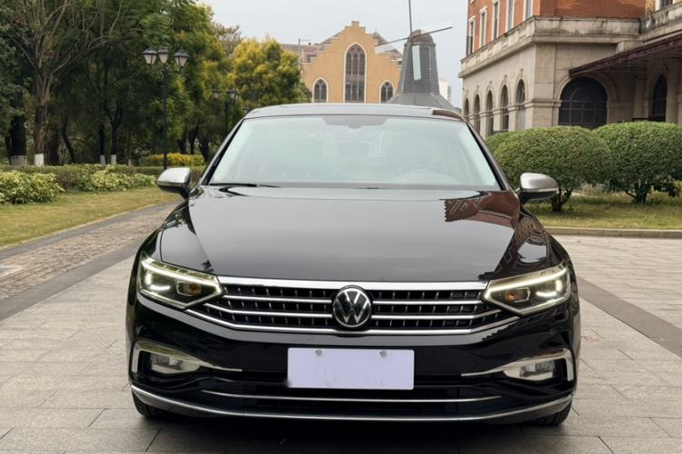 Used Volkswagen Magotan 2020 330TSI DSG Luxury Edition
