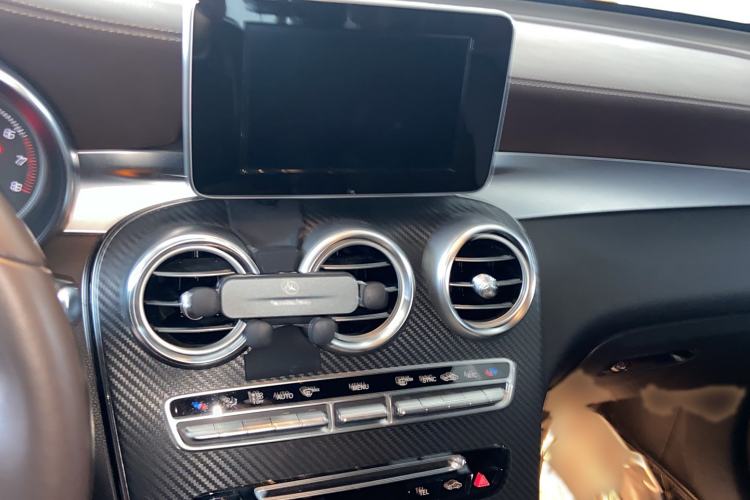 Used Mercedes-Benz GLC 2017 GLC 260 4MATIC Luxury Model
