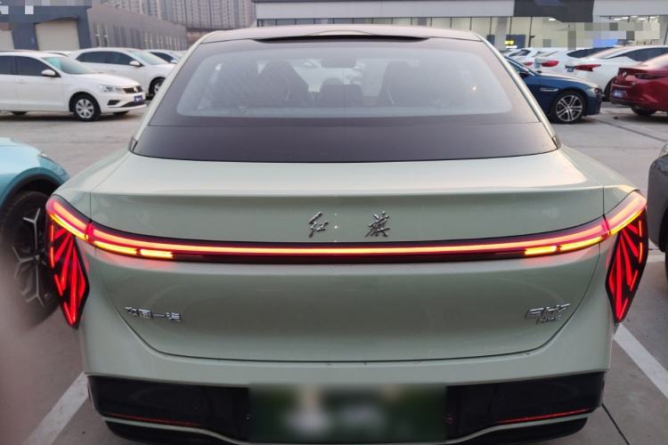 Used Hongqi EH7 2024 690 Pro Glory Edition