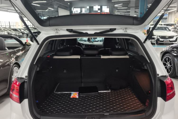 Used Volkswagen Golf 2016 230TSI Automatic Comfort Version
