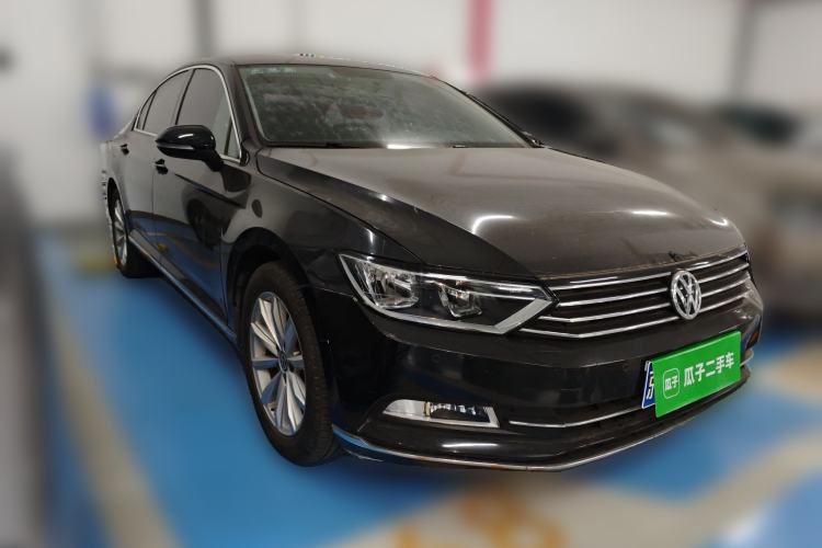 Used Volkswagen Magotan 2018 330TSI DSG Advanced Model
