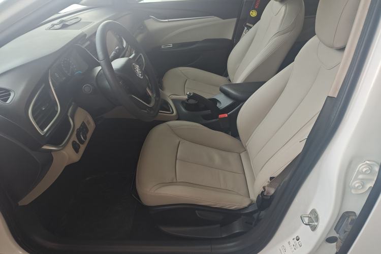 Used Buick GT 2018 15T Dual-Clutch Elite Model China V Standard
