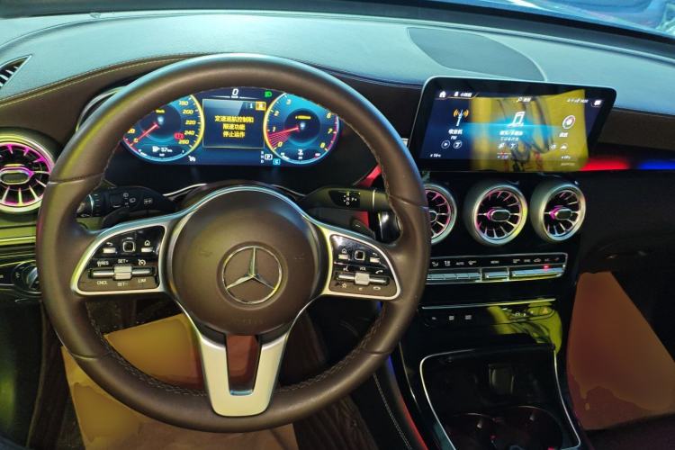 Used Mercedes-Benz GLC 2021 GLC 260 L 4MATIC Dynamic Edition
