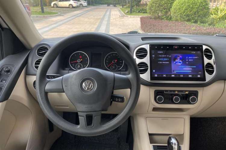 Used Volkswagen Tiguan 2015 1.8TSI Automatic Two-Wheel Drive Trend Edition
