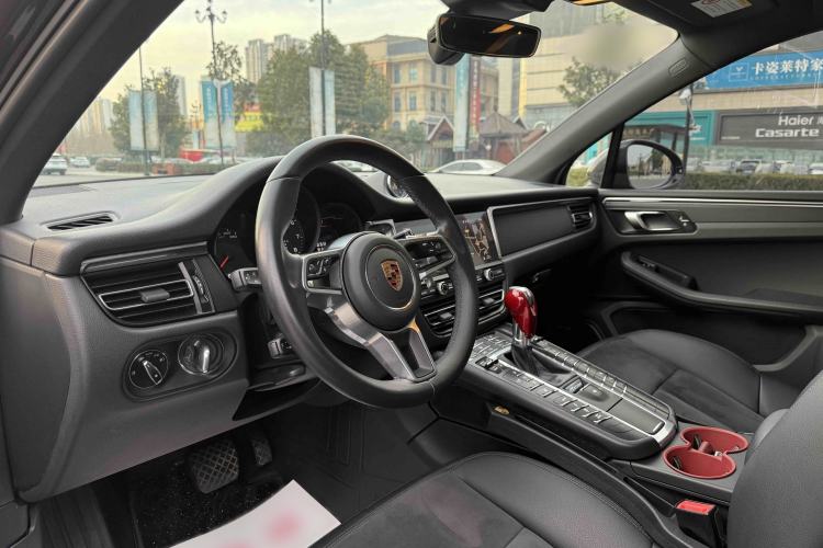 Used Porsche Macan 2021 Macan 2.0T
