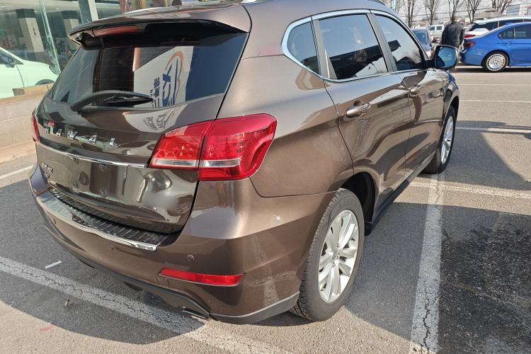 Used Haval H2 2016 Red Label 1.5T Manual Two-Wheel Drive Elite Model
