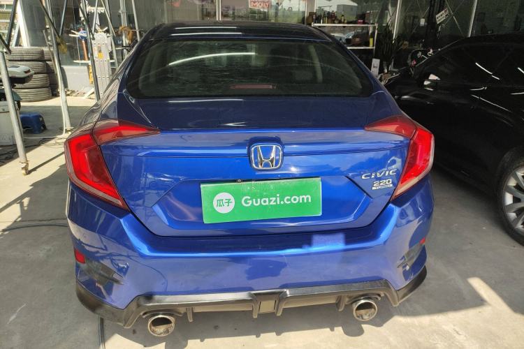 Used Honda Civic 2016 220TURBO CVT Prestige Edition
